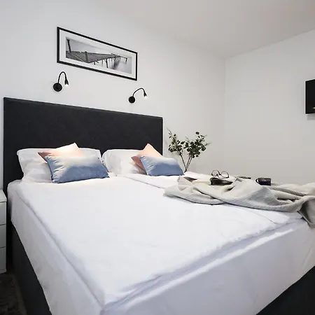 Apartman 1 Bedroom Lovely In Zadar