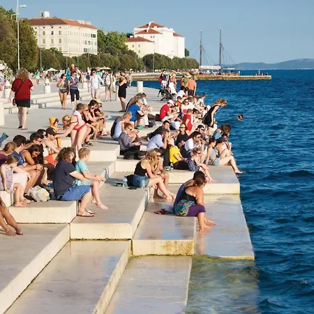 1 Bedroom Lovely In Apartman Zadar