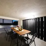 1 Bedroom Lovely In Апартаменты *
