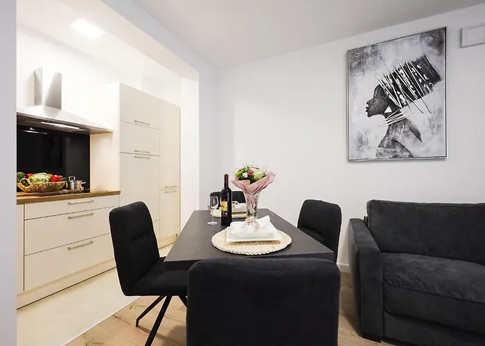 1 Bedroom Lovely In